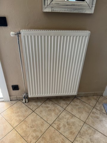 Remplacement d'un radiateur à Jassans-Riottier